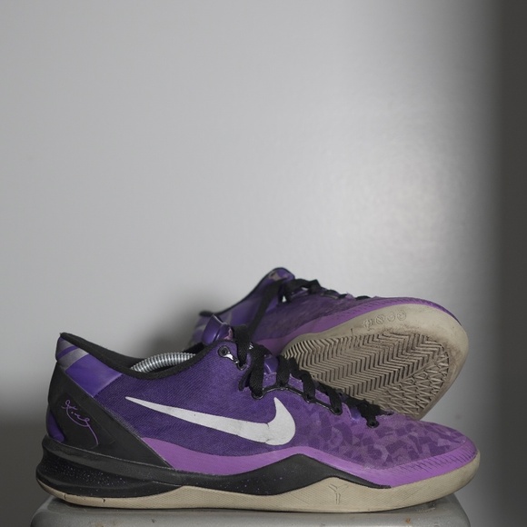 Rare Kobe 8 Playoff Purple - Size 11 - Good Condition main image 6